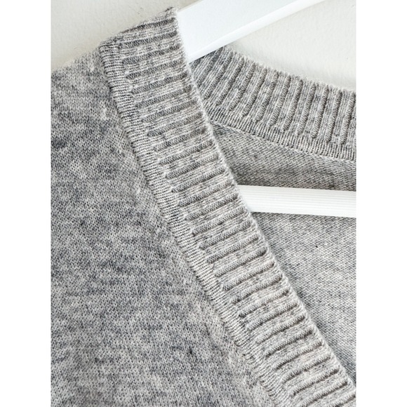 Nordstrom Signature %100 Cashmsere Sweater, size M - Picture 7 of 13